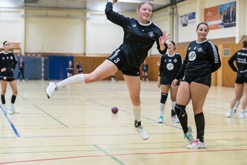 Bild 180 - wBJ TSV Ellerau - HSG Schue/We/Re : Ergebnis: 23:15